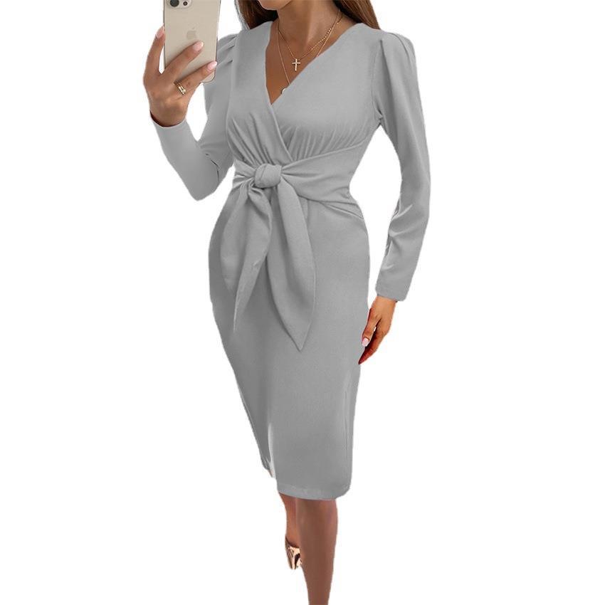 Dámské plisované šaty jednobarevné s výstřihem do V pro podzim/zimu 2022 pro evropský a americký trh