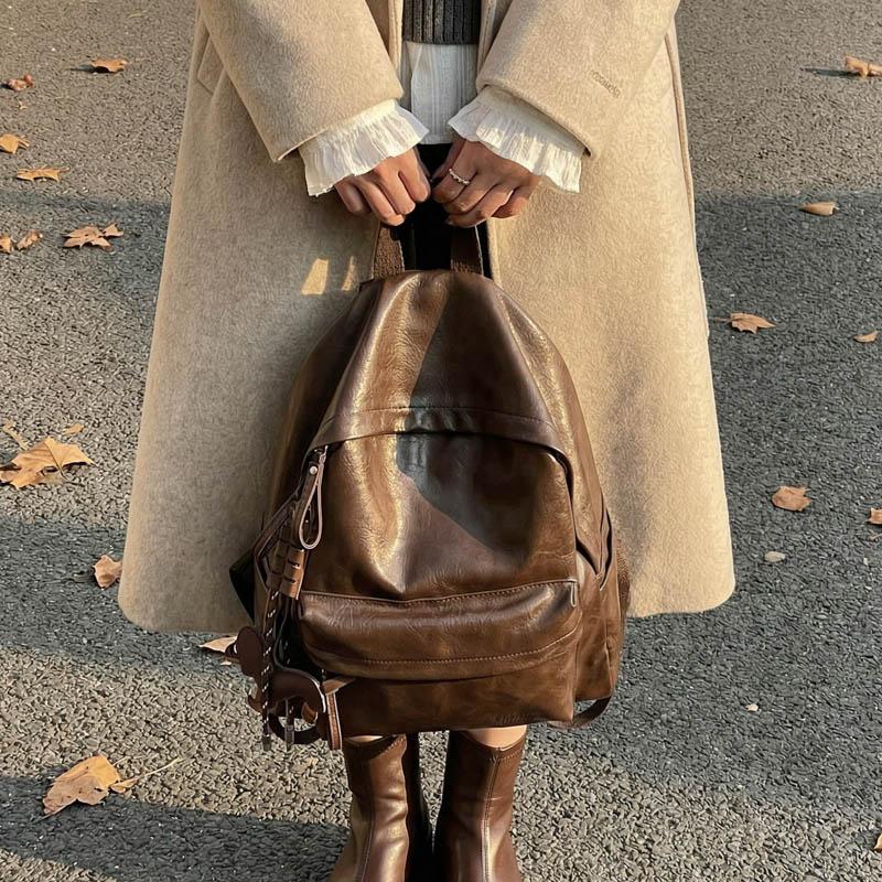 Fashionable PU Leather Backpack with Adjustable Shoulder Straps Simple Design Suitable for Daily Use Travel Shopping and Other Scenarios No Pendant