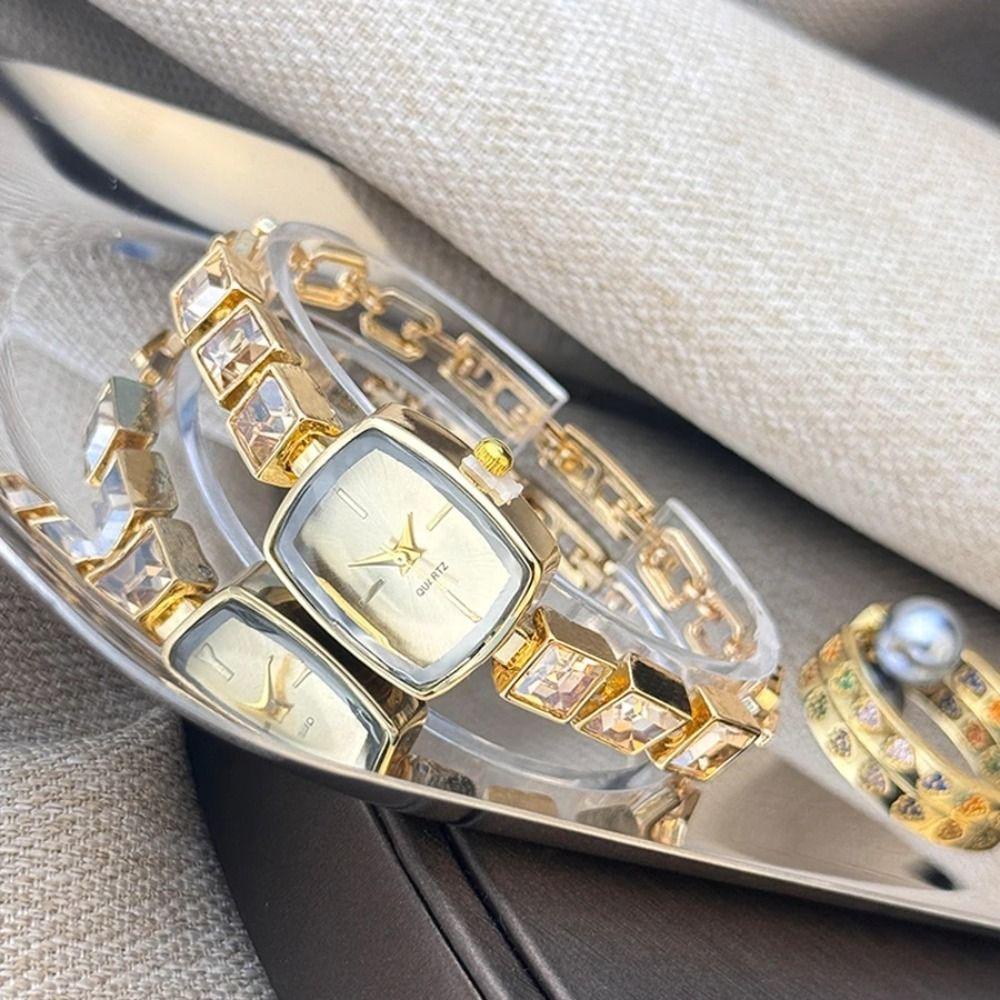 Kleurrijke Diamant Belegde Armband Klein Suiker Vierkant Horloge Mode Armband Horloge Cadeau
