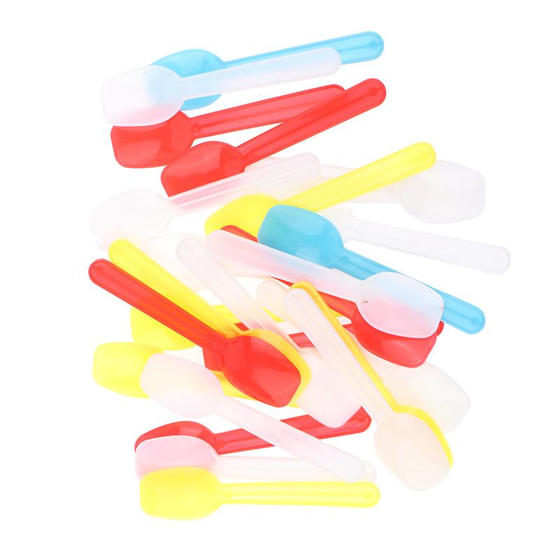 50 pezzi di cucchiai da dessert, cucchiai da gelato in plastica, cucchiai per la famiglia, cucchiai da zuppa in plastica, carinissimi cucchiai da degustazione, ottimi per le posate da festa