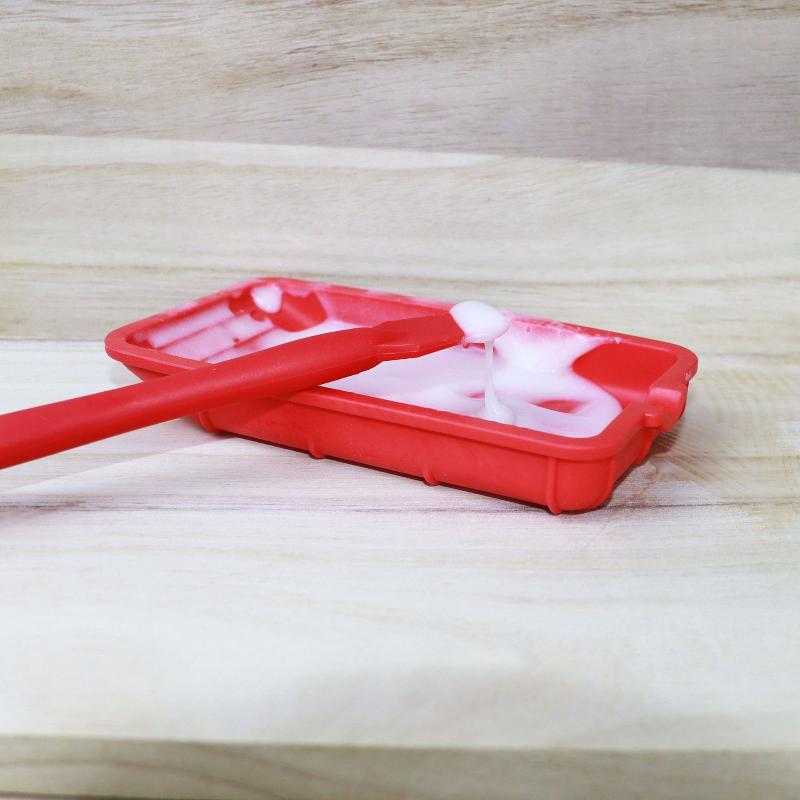 Long Silicone Glue Brush – Wood Glue Applicator Ideal For Woodworking & More – Long-Last Silicone To Hold Wet Glue – Easy To Use