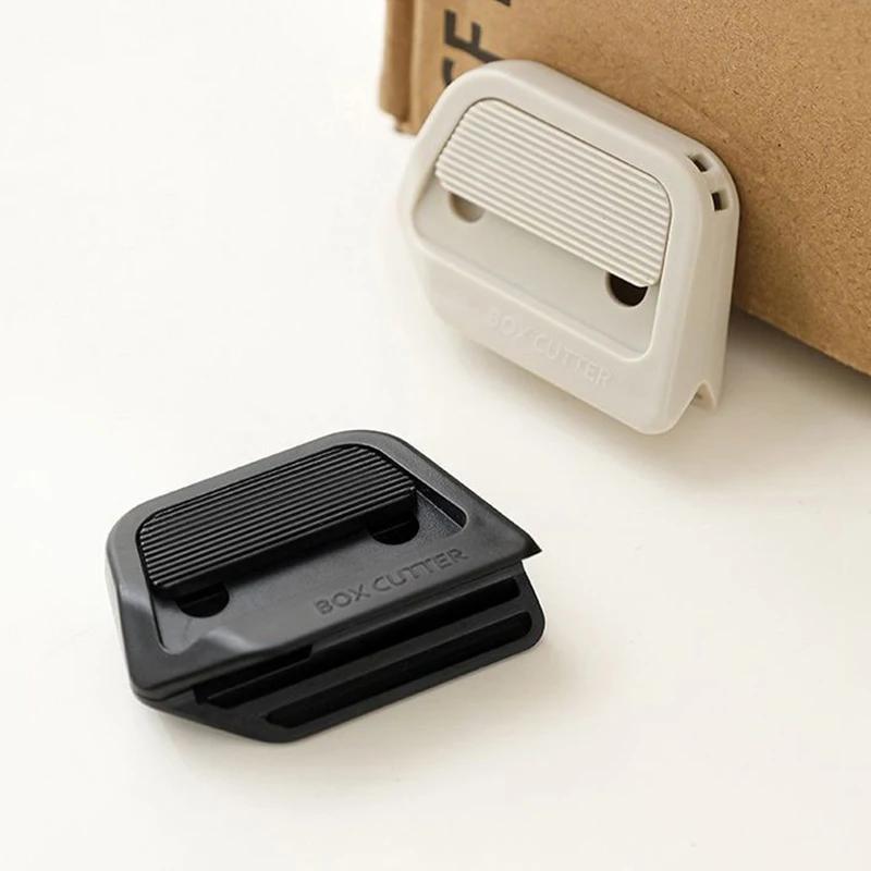 2PCS Automatic Retractable Box Cutter Ceramic Blade Magnetic Safety Portable Opening Tool For Home Offices Warehouses Logistics