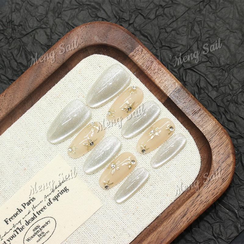 Chic Cat Eye Oval Nails: Handmade Medium-Length, Solid Gray Manicure Medium