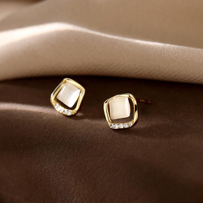 

Трендовые корейские квадратные серьги-пусеты с камнем «кошачий глаз» - Роскошный дизайн высокого класса с геометрическими элементами для женщин