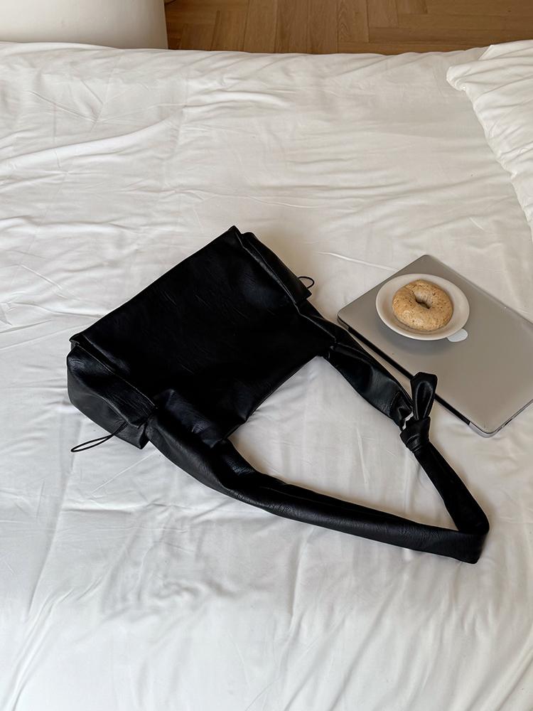 Soft PU Leather Women's Shoulder Bags Vintage Knotted Strap Crossbody Bag Simple Casual Large Capacity Female Work Tote Handbags