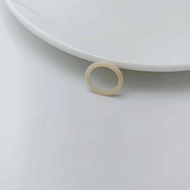 Sada prstenů z pryskyřice a acetátu v mixu barev, kulatý a čtvercový, pro ženy