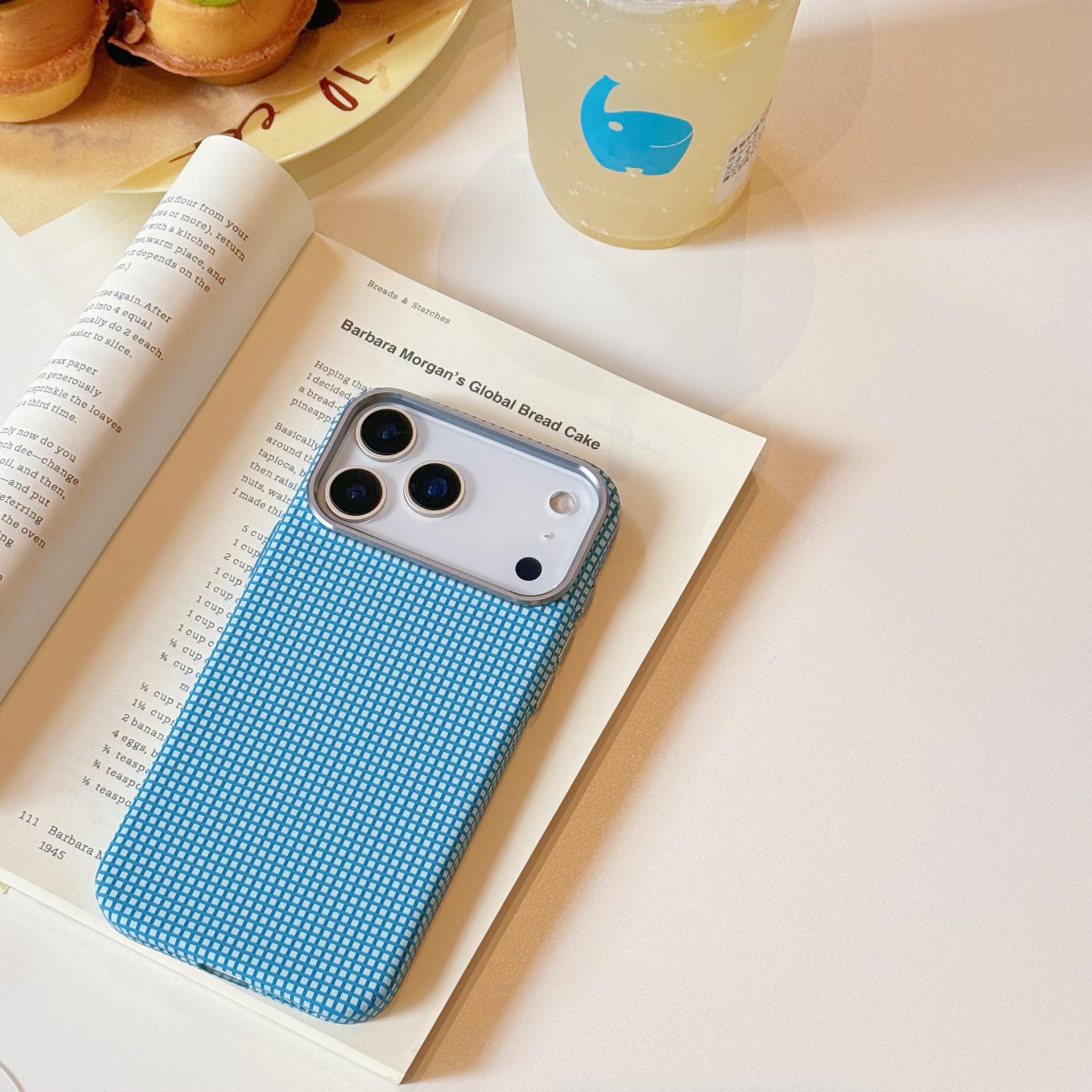 Grid Pattern Magnetic Case for iPhone 17 Pro Max, Compatible with Apple 16, Drop-Proof Protective Design 15