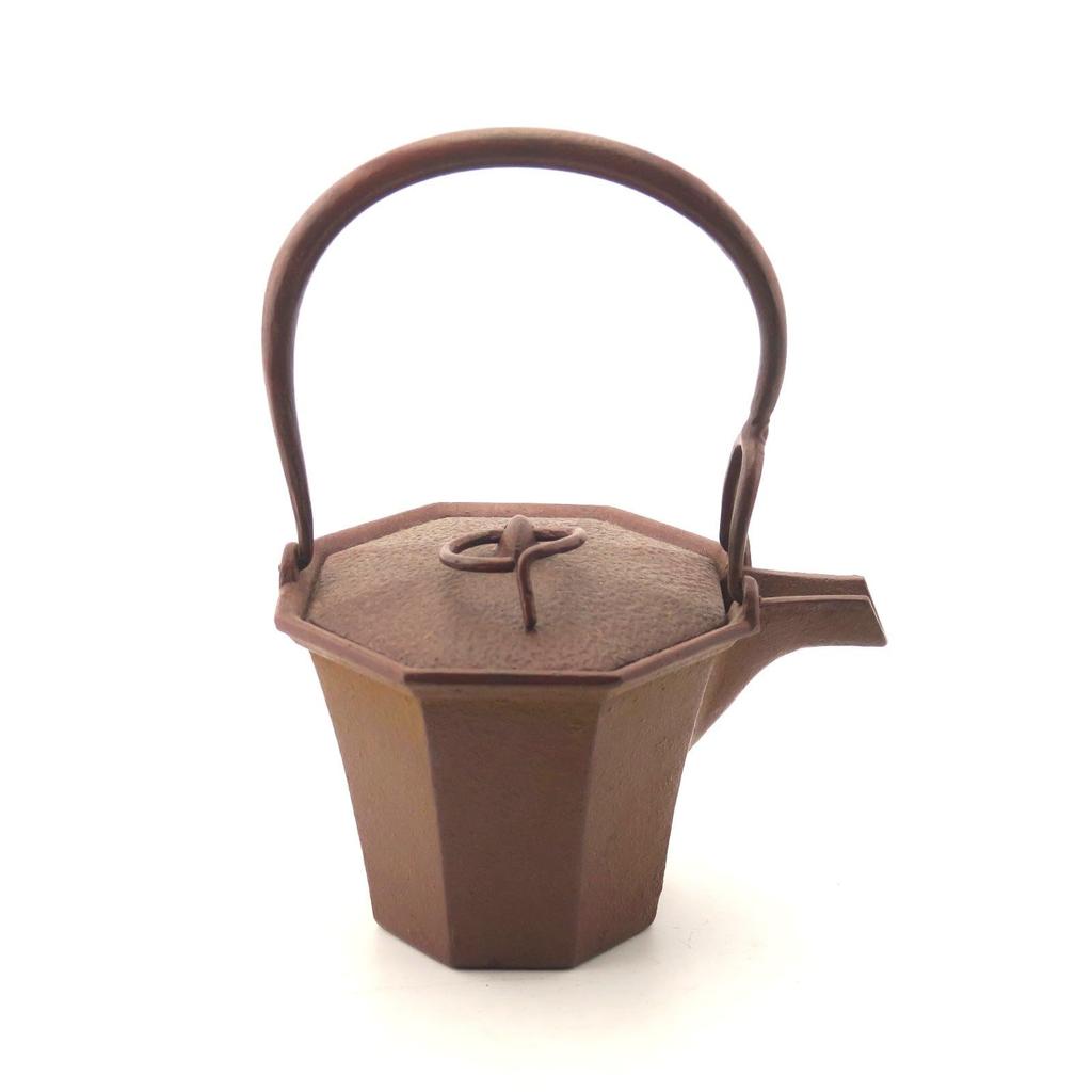 Takaoka Copperware Kita Shobei Hot 250ml Takaoka Iron Made in Product Number 22115 Teapot, Octagonal, Red, Approx. Capacity, Teapot, Japan,