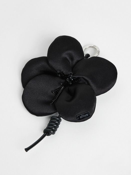 afoye flower ornament keyring black