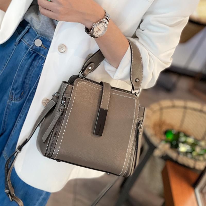 Genuine Leather Women's Bags, Portable Bucket Bags, New Fashionable Light Luxury First-layer Cowhide Large-capacity Shoulder Messenger Bags, Women