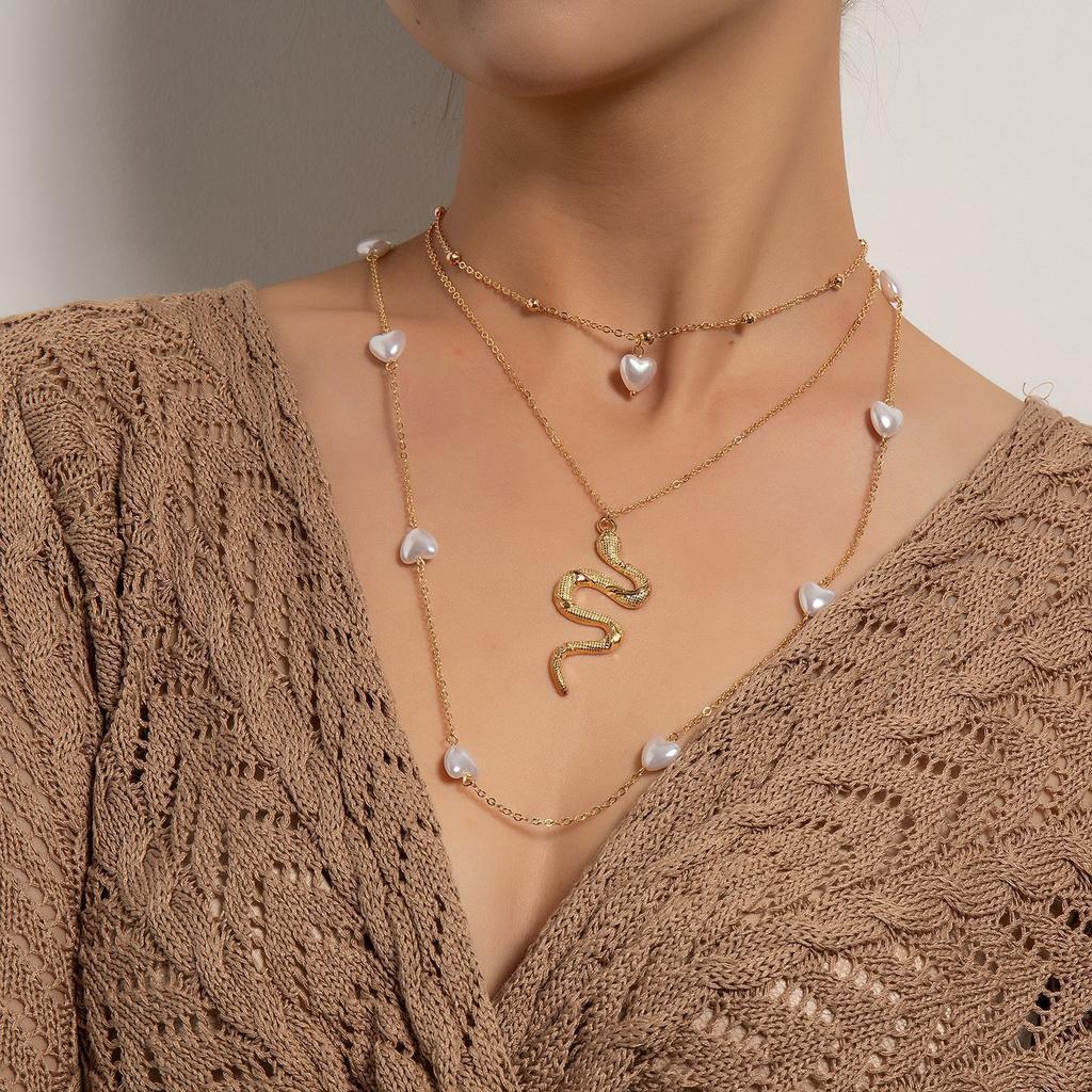 Trendy Multi-layer Love Pearl Snake Pendant Necklace, Fashionable Versatile Women's Accessories