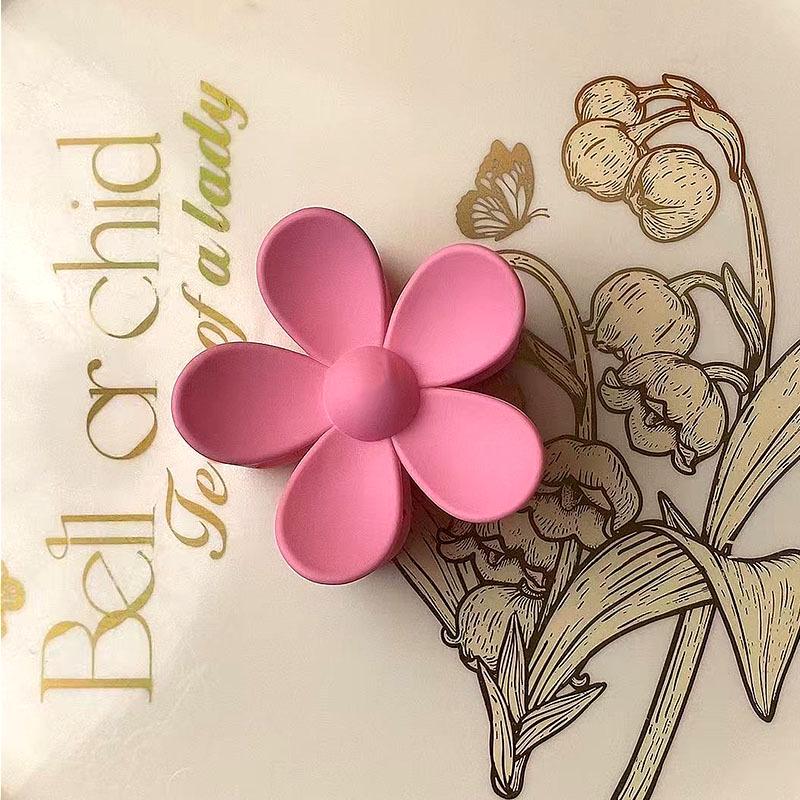 Milk Coffee Flower Claw Hair Clip - Five-Petal Cute Updo & Ponytail Accessory