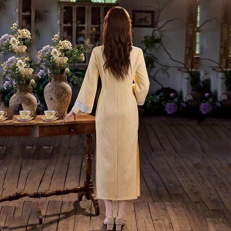 Elegant Long Sleeve Qipao Dress Women Winter Vintage Chic Fit Floral Jacquard Robe