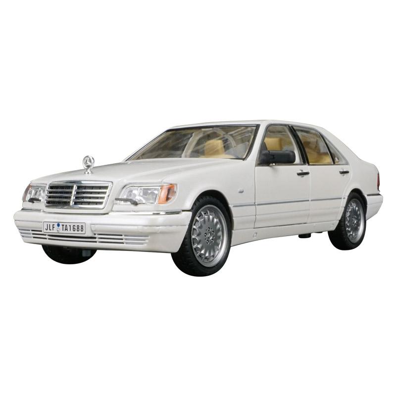 

1:24 Mercedes-Benz W140 S320 alloy car model door and hood trunk can be opened.can be given as a birthday gift to friends