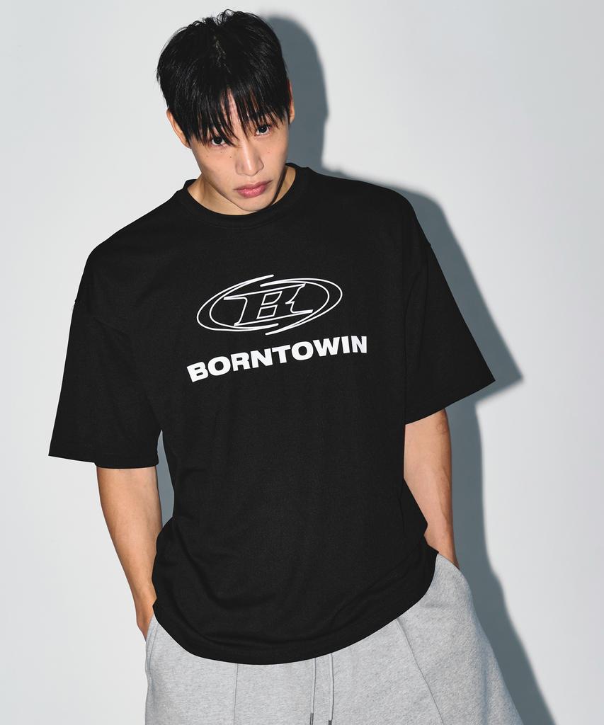 BORN TO WIN Stroke B Logo Semi Over Fit T-Shirts [Black]