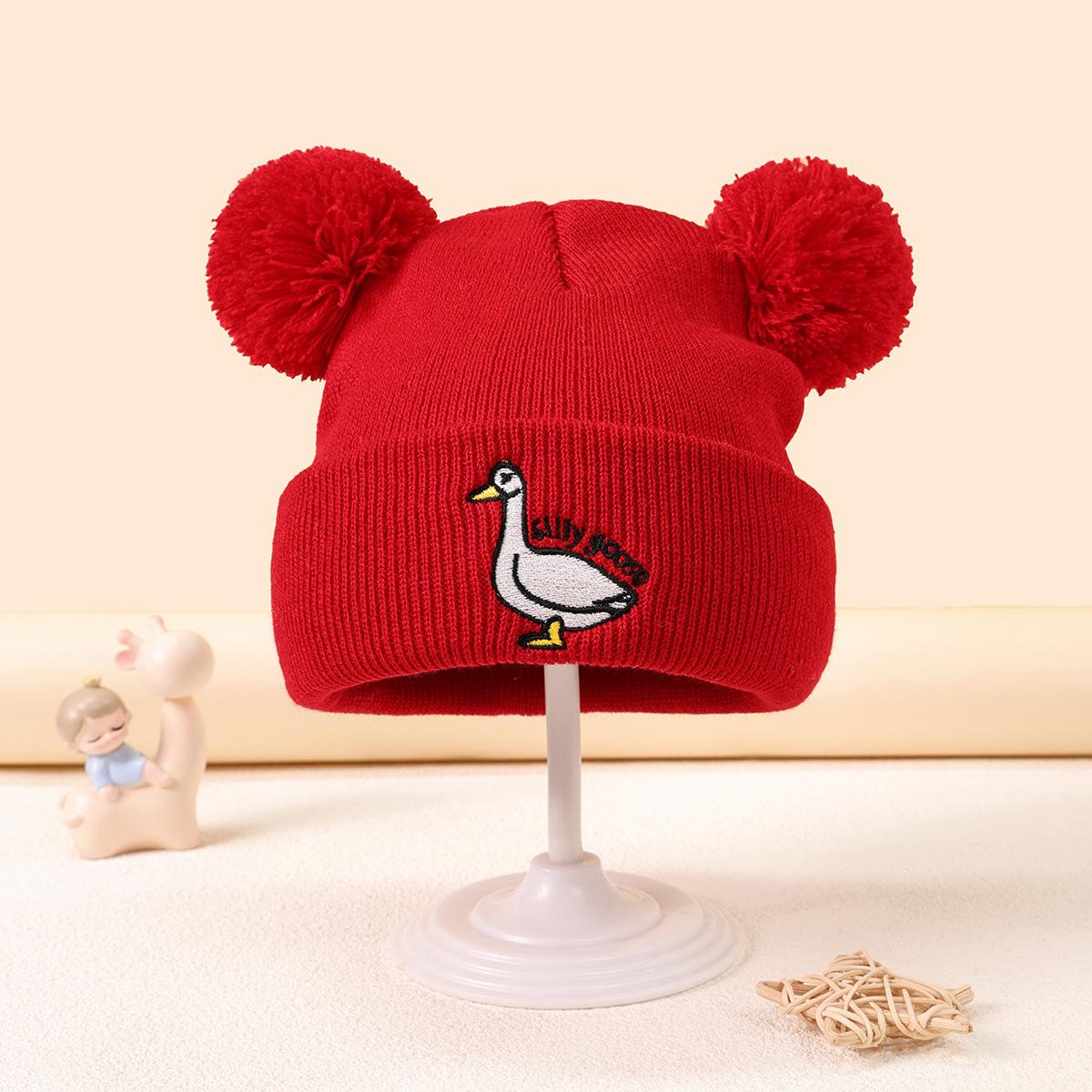 Cute Baby Baby Autumn And Winter Embroidered Duck Knitted Hat Warm Wool Hat красный