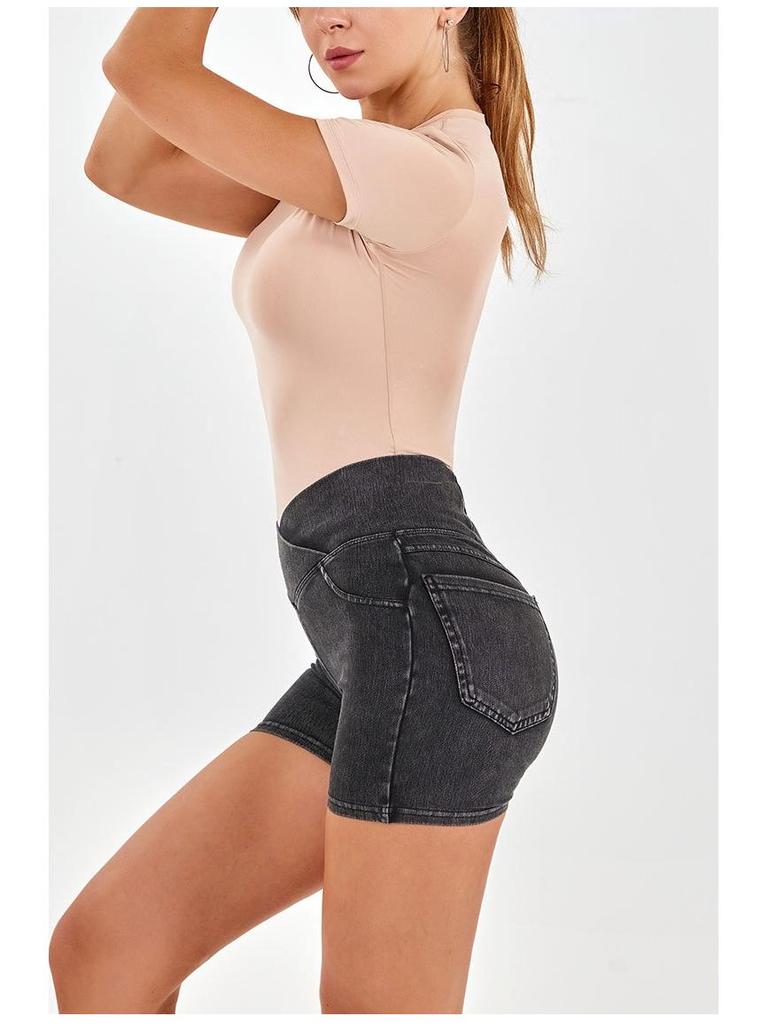 European & American Women's High-Waisted Butt-Lifting Denim Yoga Shorts with Pockets, Slimming 3/4 Length.