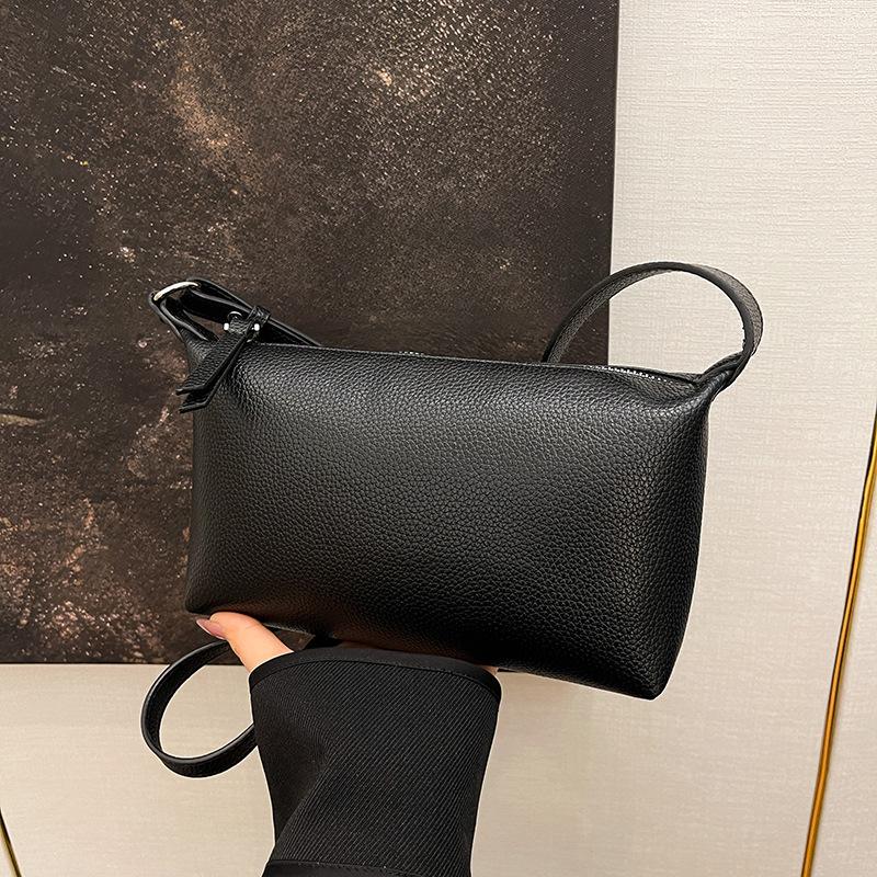 

Популярные в этом году маленькие сумки для женского лета, универсальная новая простая наплечная сумка-мессенджер, сумка-подушка