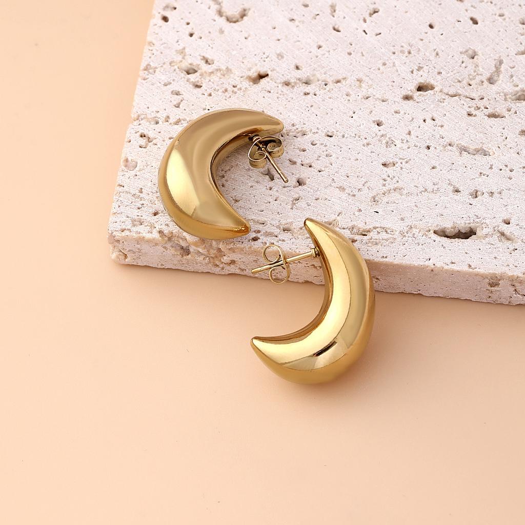 Smooth Geometric Hollow Crescent Stud Earrings Women European American Minimalist High-end Fashion Ear Jewelry Gift