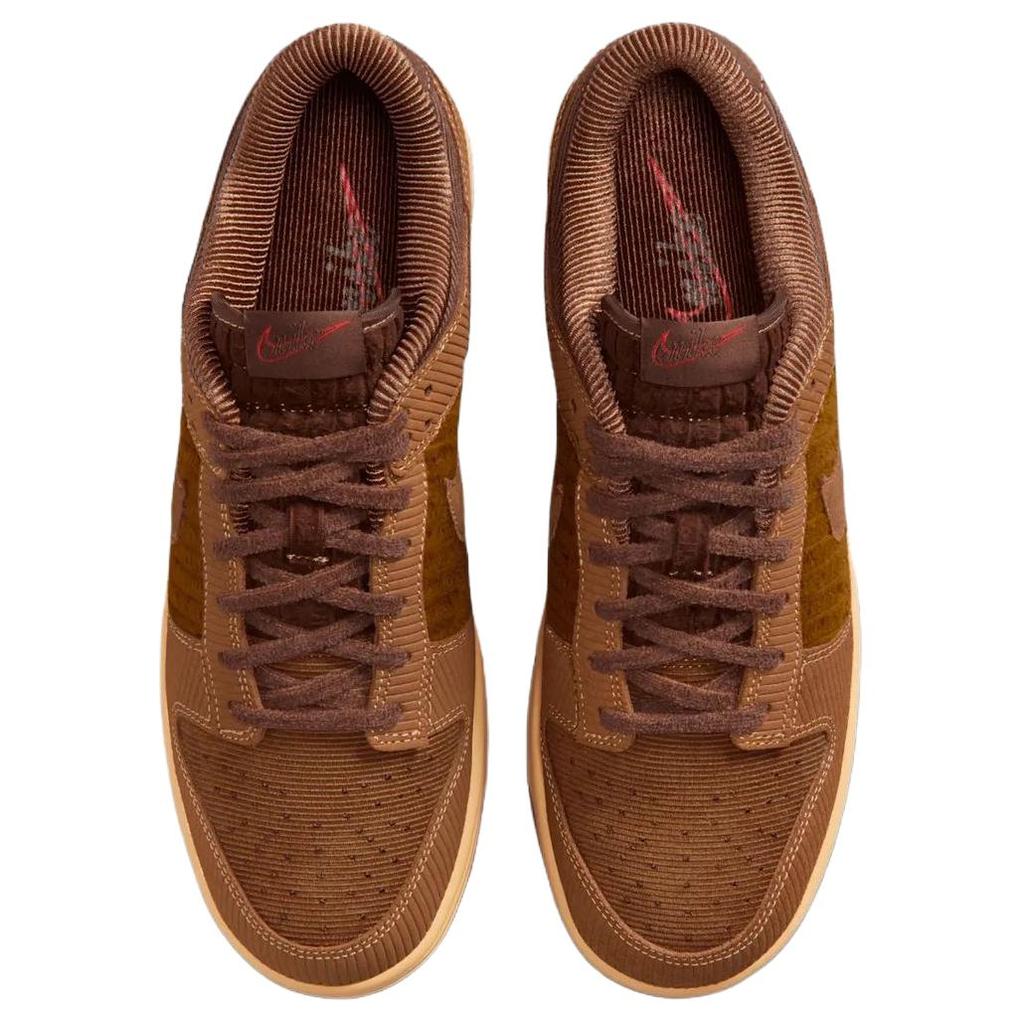 Nike IB7746-200 Dunk Low Light Chocolate Korduroy Retro Freizeitschuhe