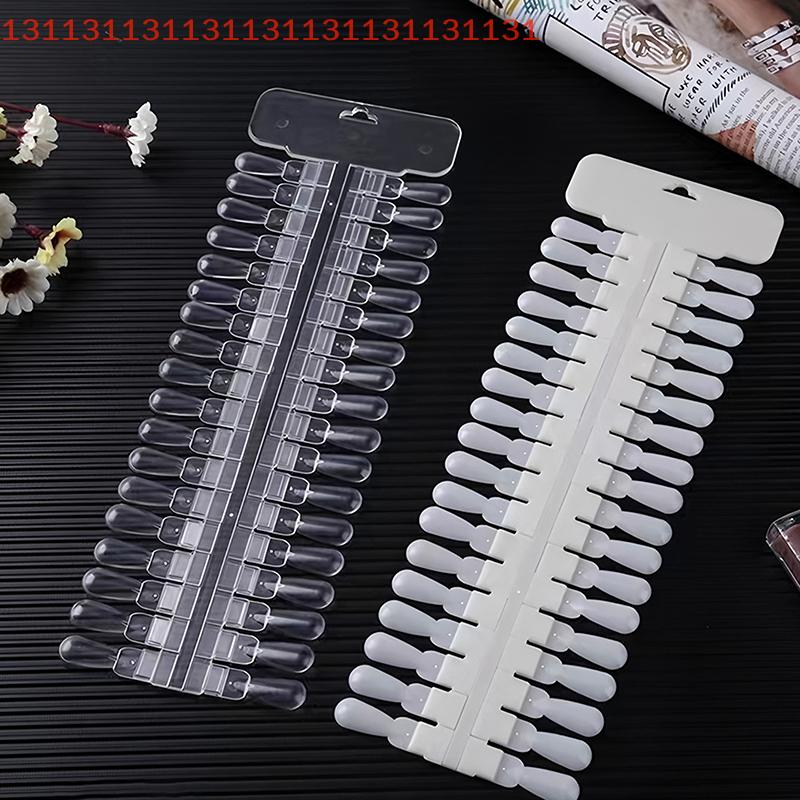 36 Stück Natur/Klare Farbe Karte Abnehmbarer Nagelkunst-Display Falsche Nagelspitzen Ständer Tropfendesign Maniküre Gel Lack Übungswerkzeug
