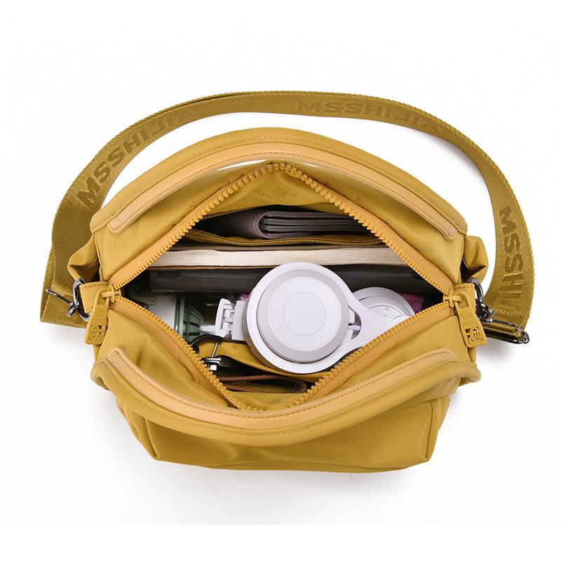 Eine multifunktionale Umhängetasche mit Nischendesign, eine modische und trendige Tasche