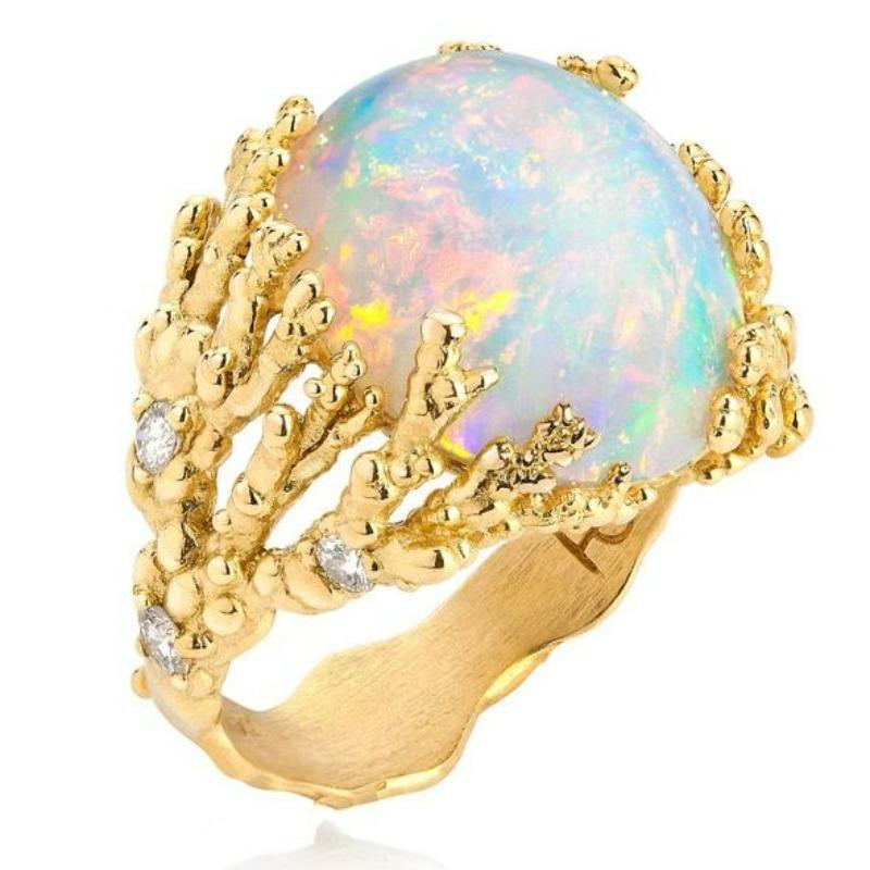 Elegant Luxury Oval Synthetic Opal Golden Plated Coral Ring for Women Fashion Delicate Banquet Wedding Jewelry Accessories Gifts