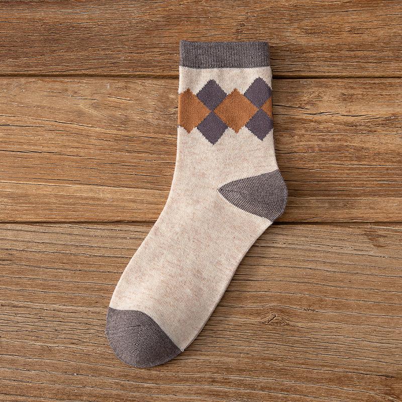 Women's Spring and Autumn Thickened Warm Wool Socks, Trendy Socks, Mid-calf Socks, Cartoon Bear Jacquard Women's Socks