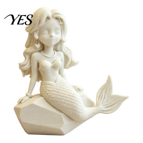 Dark Mermaid Statue 3D Printed Action Figure, Gothic Style Figurine with Matte Black Finish, Movable Joints Wavy Hair Design & Wide Rock Base, белый