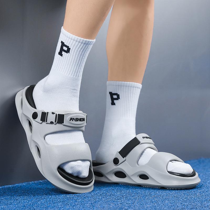 

Fashion Men s Sandals New Summer Outdoor Breathable Soft Sole Non Slip Sandals Lightweight Comfortable Fashion Height Increase Slippers 40-41