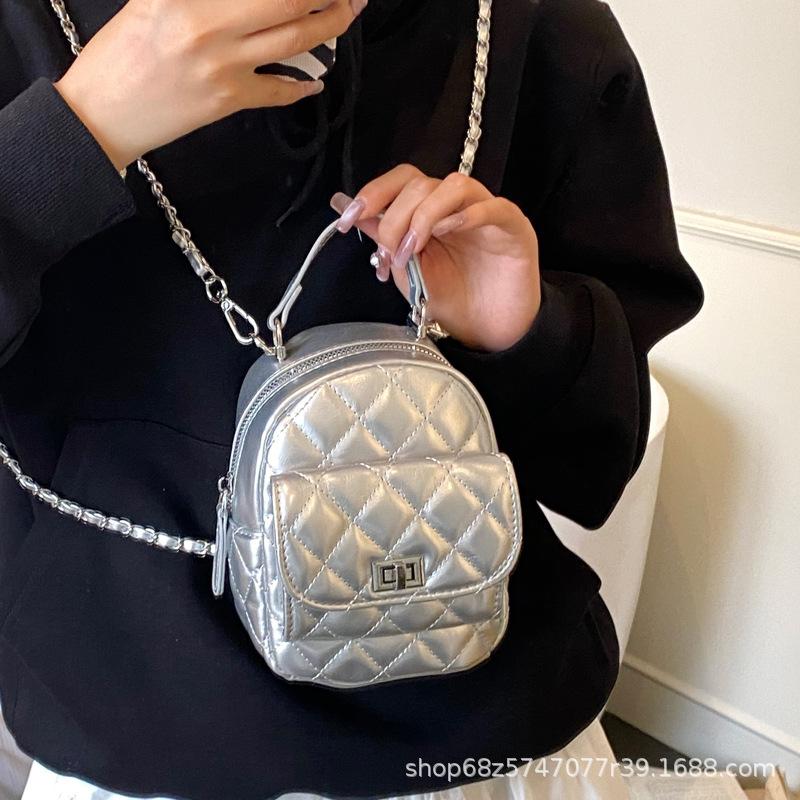 Xiaoxiangfeng backpack women's 2025 new trendy fashion backpack high value chain bucket bag travel bag