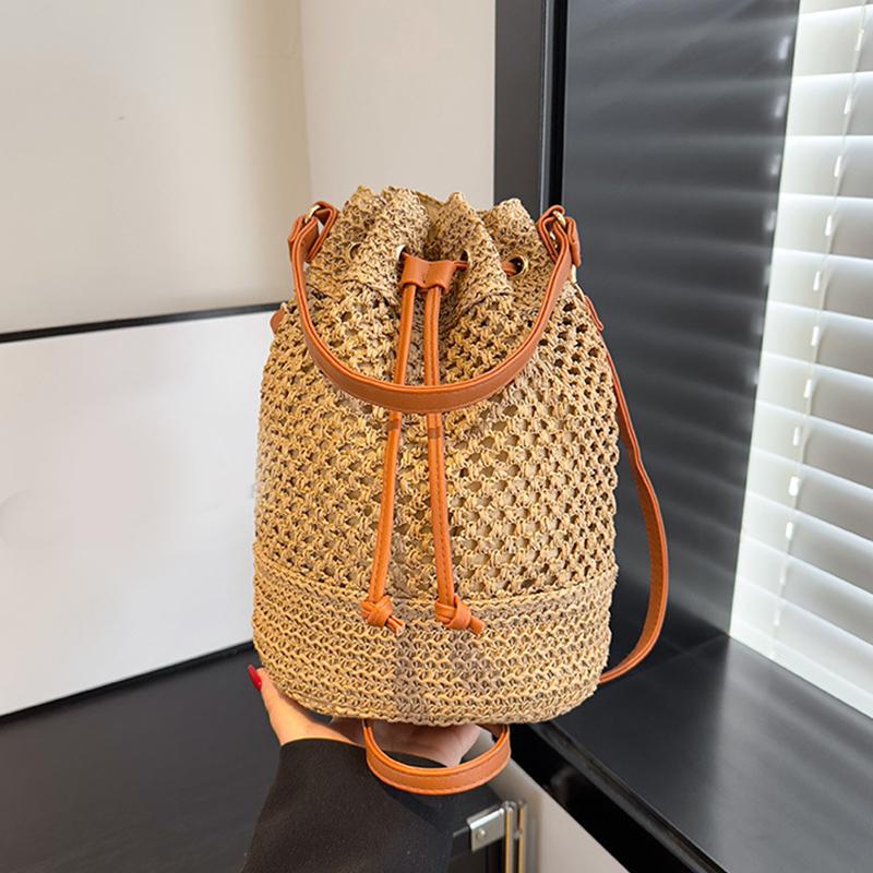 Women Woven Handmade Shoulder Bag Sumple Straw Bucket Bag Drawstring Crossbody Bag Rattan Beach Bag for Gilrs