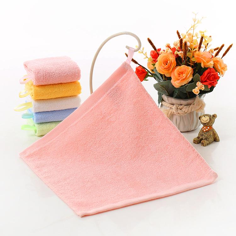 Kindergarten Children Wash Face with Water Absorbent Towel