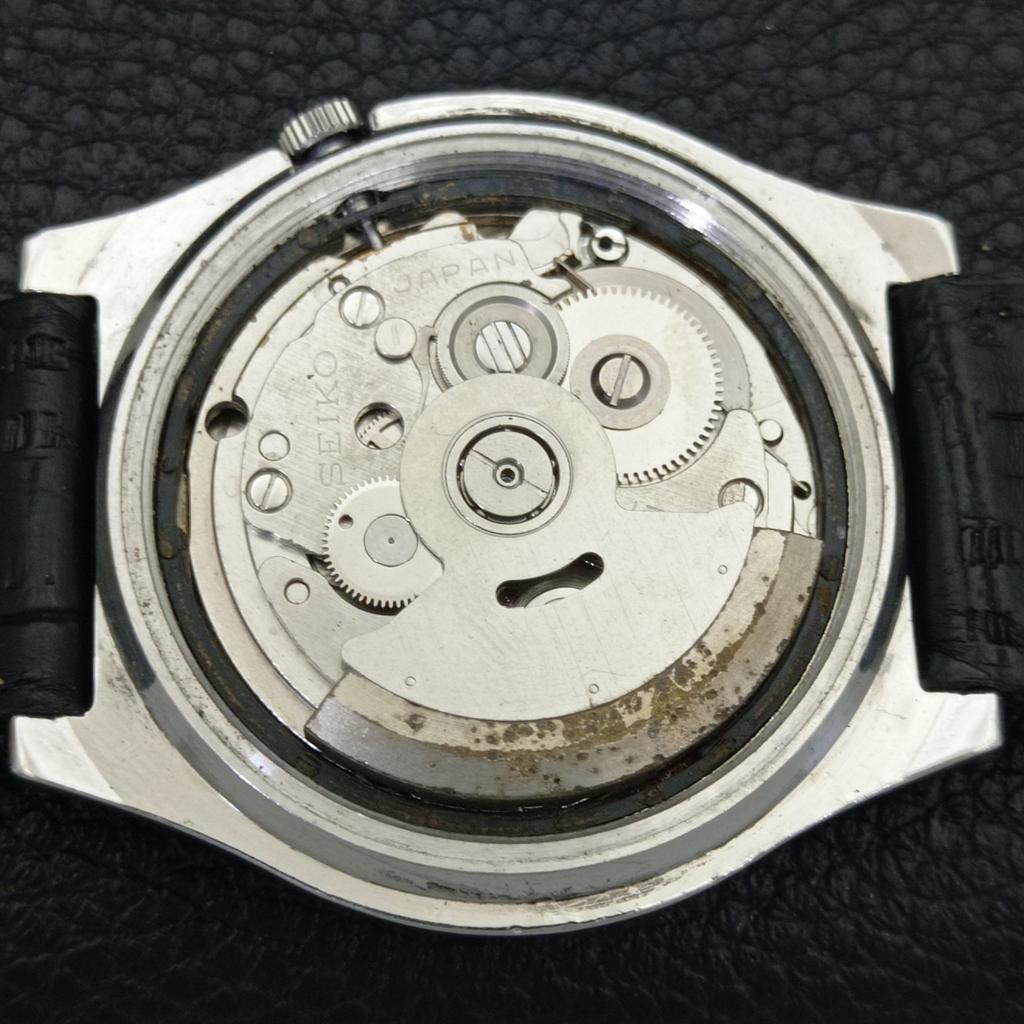 Seiko AUTOMATIC 7009A VINTAGE JAPAN MENS GREEN COLOR DIAL WATCH A701409-5 R206b-a701409