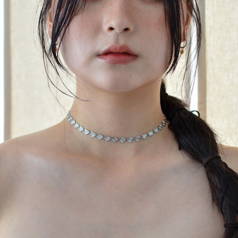 Odds&ends Emboss Heart Choker