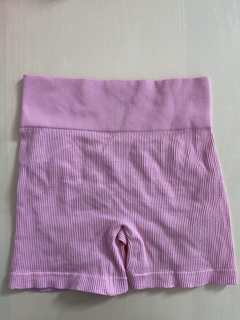 High-Waisted Seamless Ribbed Yoga Shorts for Fitness and Running