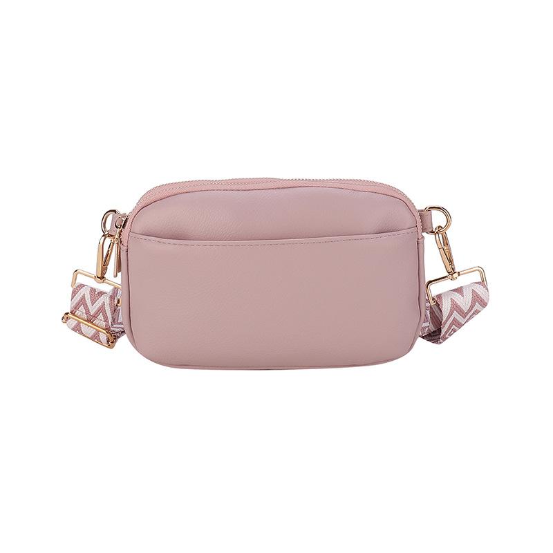 Populárna crossbody taška, Jednoduchá malá štvorcová taška z mäkkej kože, Ležérna taška na jedno rameno so širokým ramenným popruhom