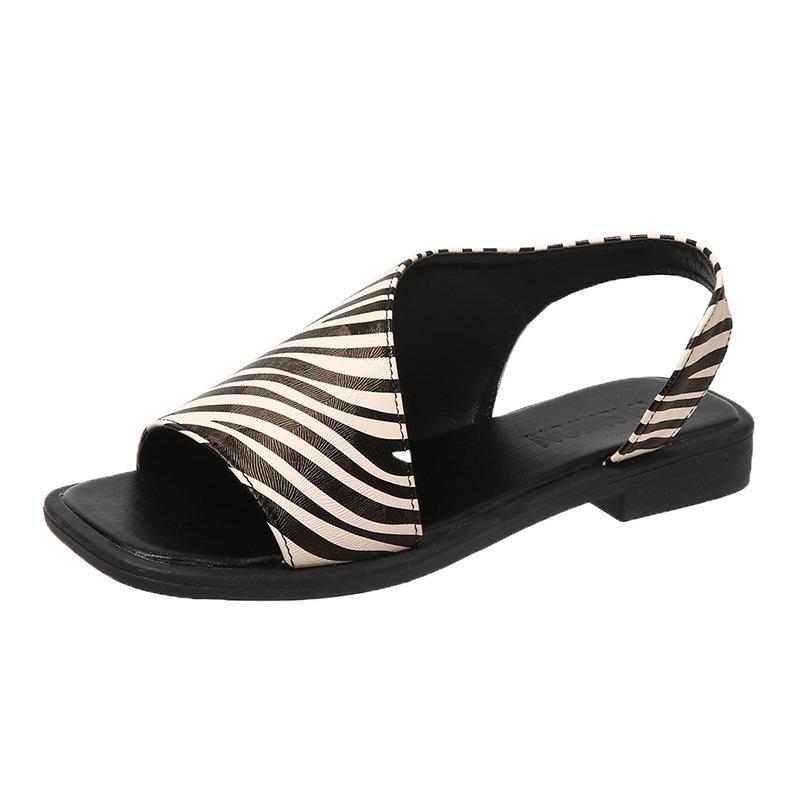 New Women's Casual Shoes Flip-flops Flat-bottomed Large-sized Square-toed Square-heeled Slippers