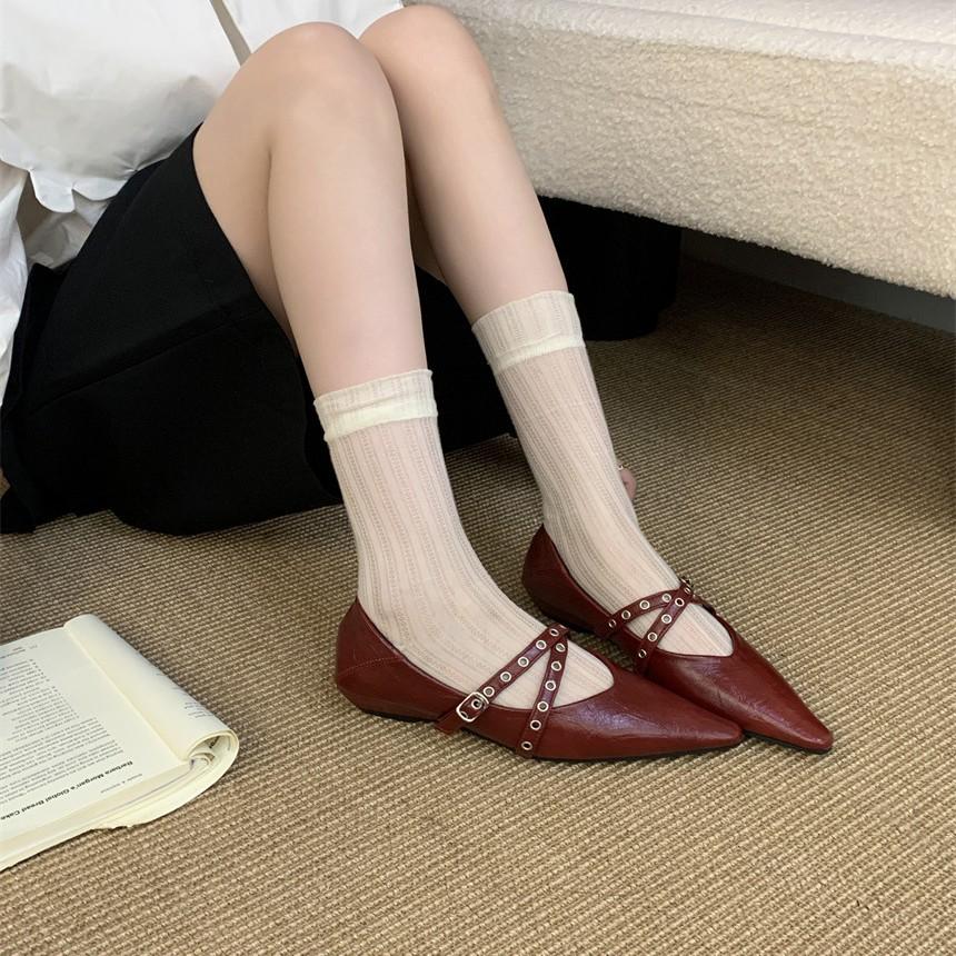 French Single Shoes 2025 New Versatile Pointed Shallow Rivets Cross Strap Flat Heel Mary Jane Shoes