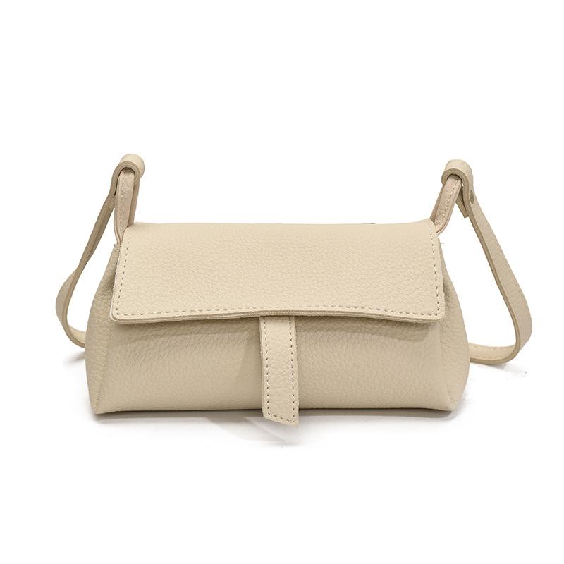 Korean version of simple and versatile women's messenger bag 2025 summer new commuter shoulder bag fashionable small square bag
