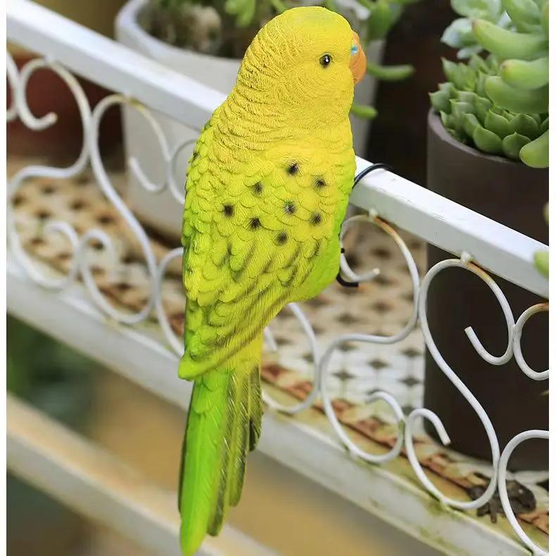 

Parrot Decoration in Pastoral Style Resin Parrot Garden Decoration Tropical Bird Sculpture Garden Courtyard Potted Plant золотий