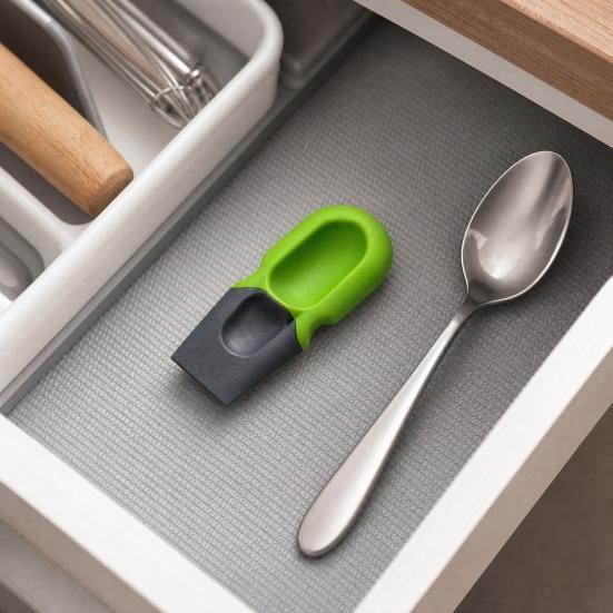 Mini Kitchen Scraper, Small Gunk Cleaner Tool for Cooktop, Sticker Remover Putty Knife for Stove, Grout Cleaning Scraper