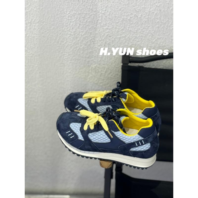 Breathable retro mesh women's new thick-soled inner height increase versatile casual sports running shoes