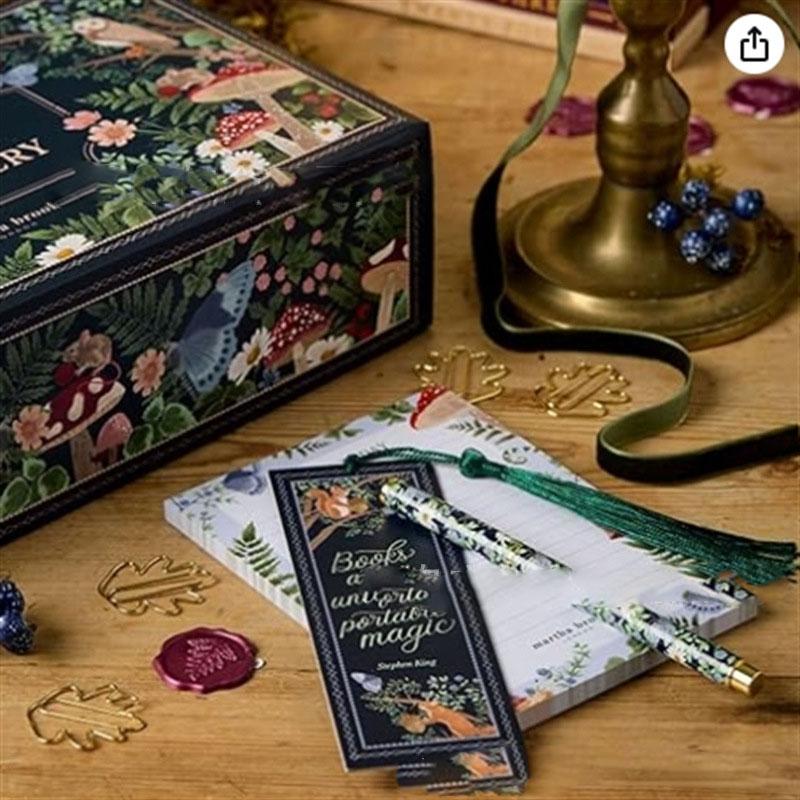 Winter Woodlands Design Christmas Countdown Calendar 24 Days Collectible Presents Stationery Advent Calendar Stationery Supplies