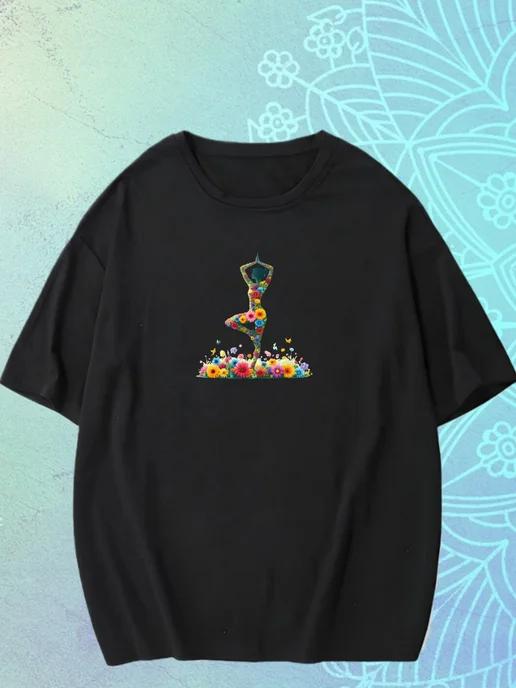 Oversized T-shirt with a yoga print S