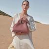 Borsa a tracolla Polene in pelle di litchi, modello large cloud bag, texture francese, Crying Rose