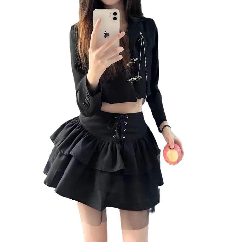 Puffy Cake Skirt: Women's High Waist Y2K Lace-up Slimming Short Skirt (Dark) European & American Style