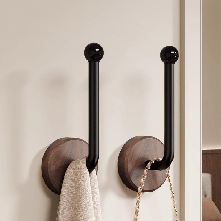 Hölzerner Badezimmerhaken Bohrlos Naturholz-Finish Platzsparende Aufbewahrungslösung Bukolische Holzhaken-Dekore