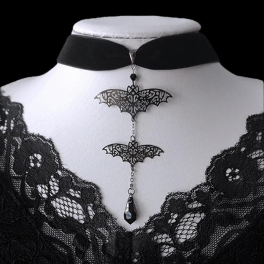 Gothic Two Black Hollowed-out Vampire Bats Pendant Velvet Necklace for Women Halloween Party Wiccan Decor Jewelry Accessory Gift