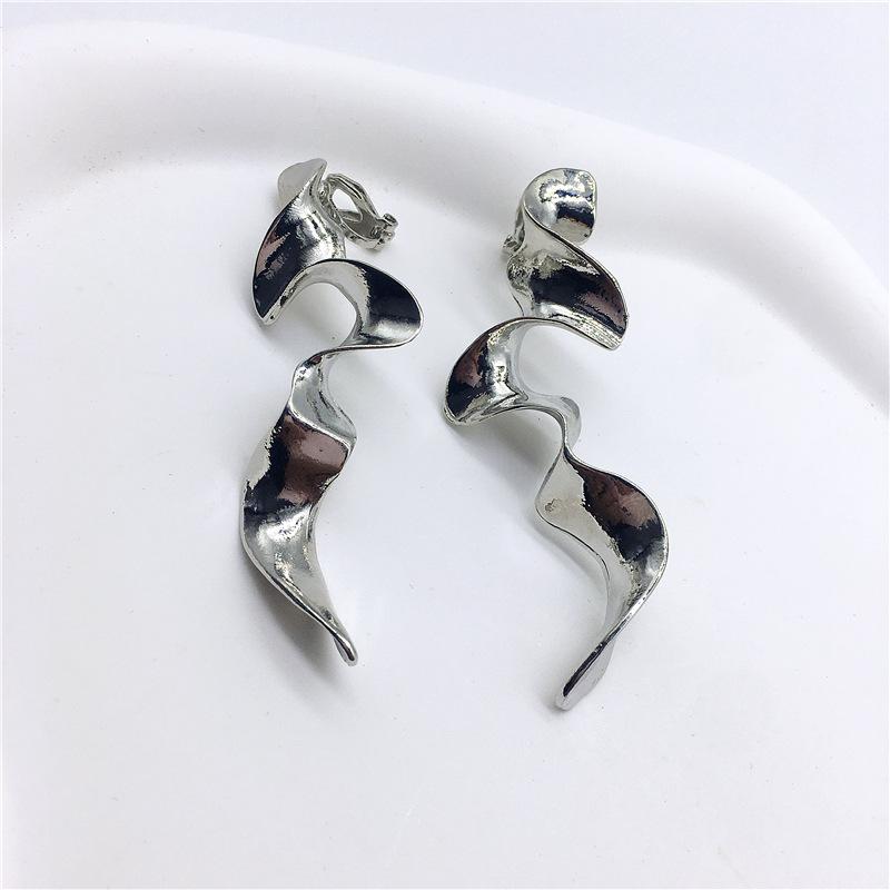 

Нет Пирсинг Клипса Неправильные Геометрические Серьги Металлический Клипса Преувеличенный